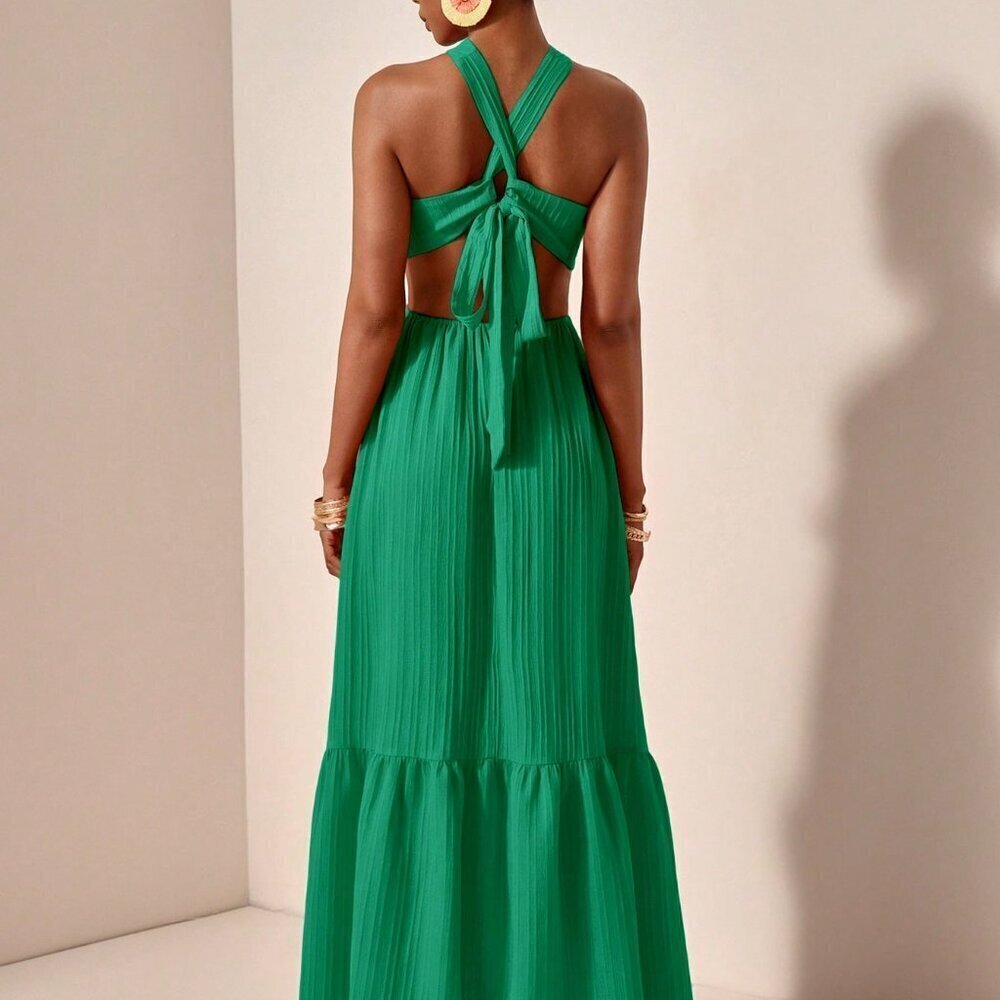Green Casual Women's Halter Neck Textured Fabric Maxi Dress - Picture 2 of 7